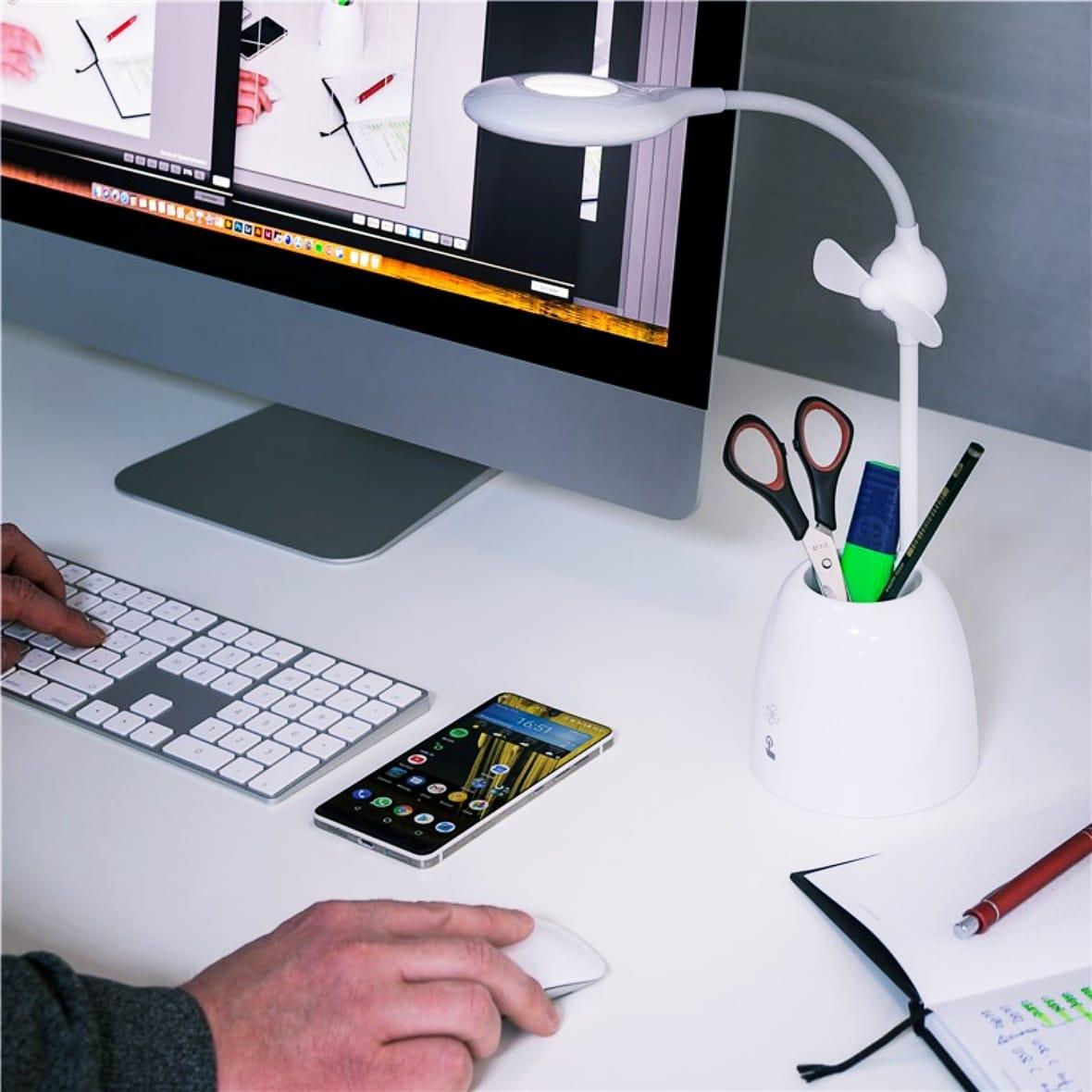 Lampa De Birou Cu Ventilator Acumulator Si Suport De Pixuri Alba Goobay