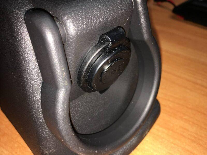 adaptor mufa mama bricheta auto x1 neagra 20a de panou 12 24vdc sci a13 142a 2