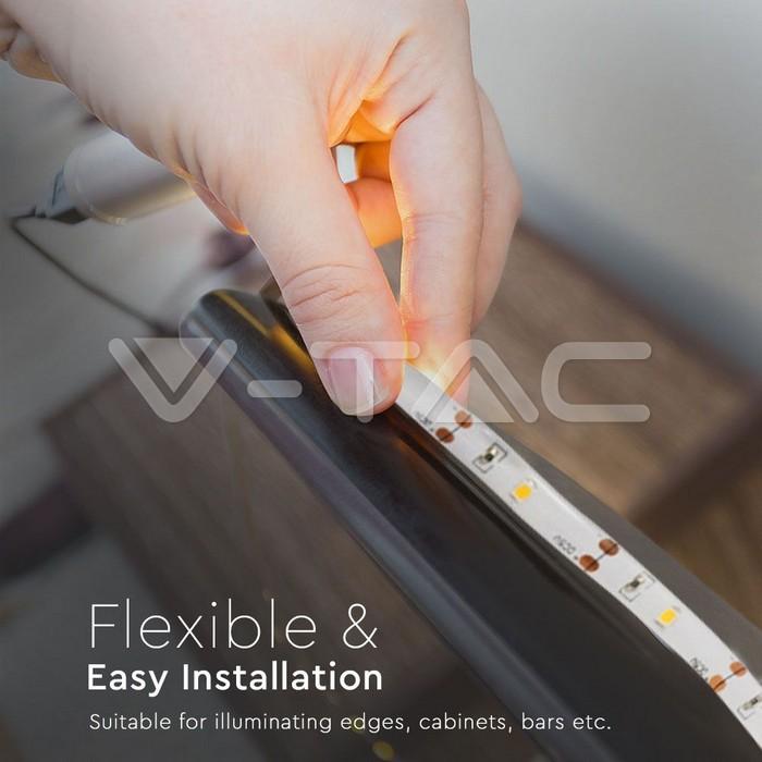 banda led 2835 24w 1m 2700k cu senzor de miscare si alimentare baterii 4x aaa v tac 4