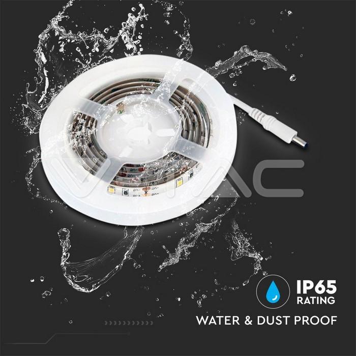 banda led 2835 24w 1m 4000k cu senzor de miscare si alimentare baterii 4x aaa v tac 3