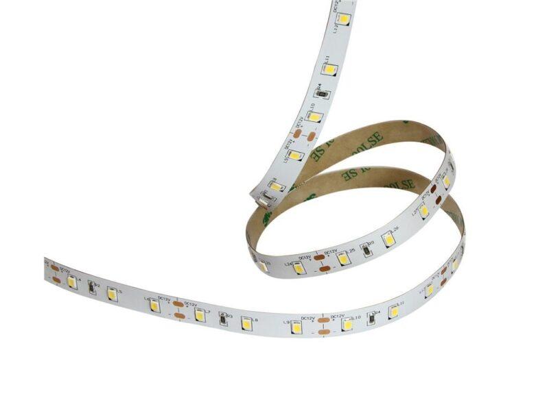 banda led smd2835 5m ip54 lumina rece 6000k 12v 60led m 6w m well 1
