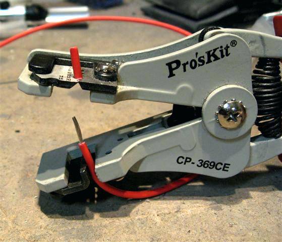 cleste-dezizolat-automat-proskit-cp-369ce