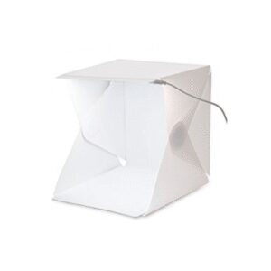 cort foto iluminat cu banda led alba