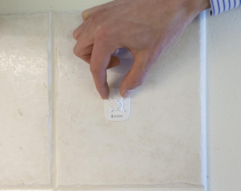 kit suport negru montare telefon universal konig 4 scaled