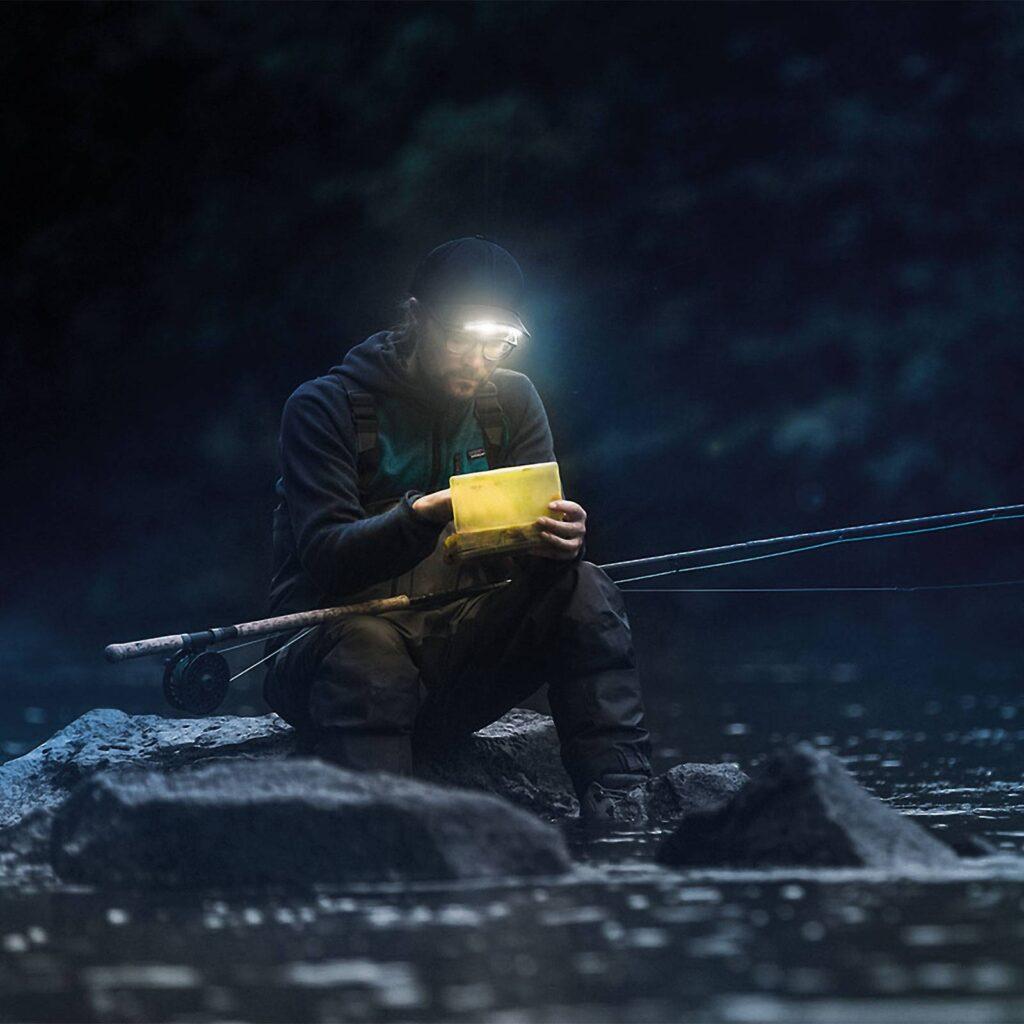 lampa lanterna de cozoroc pentru sapca tip baseball led 3w 200lm phenom 2