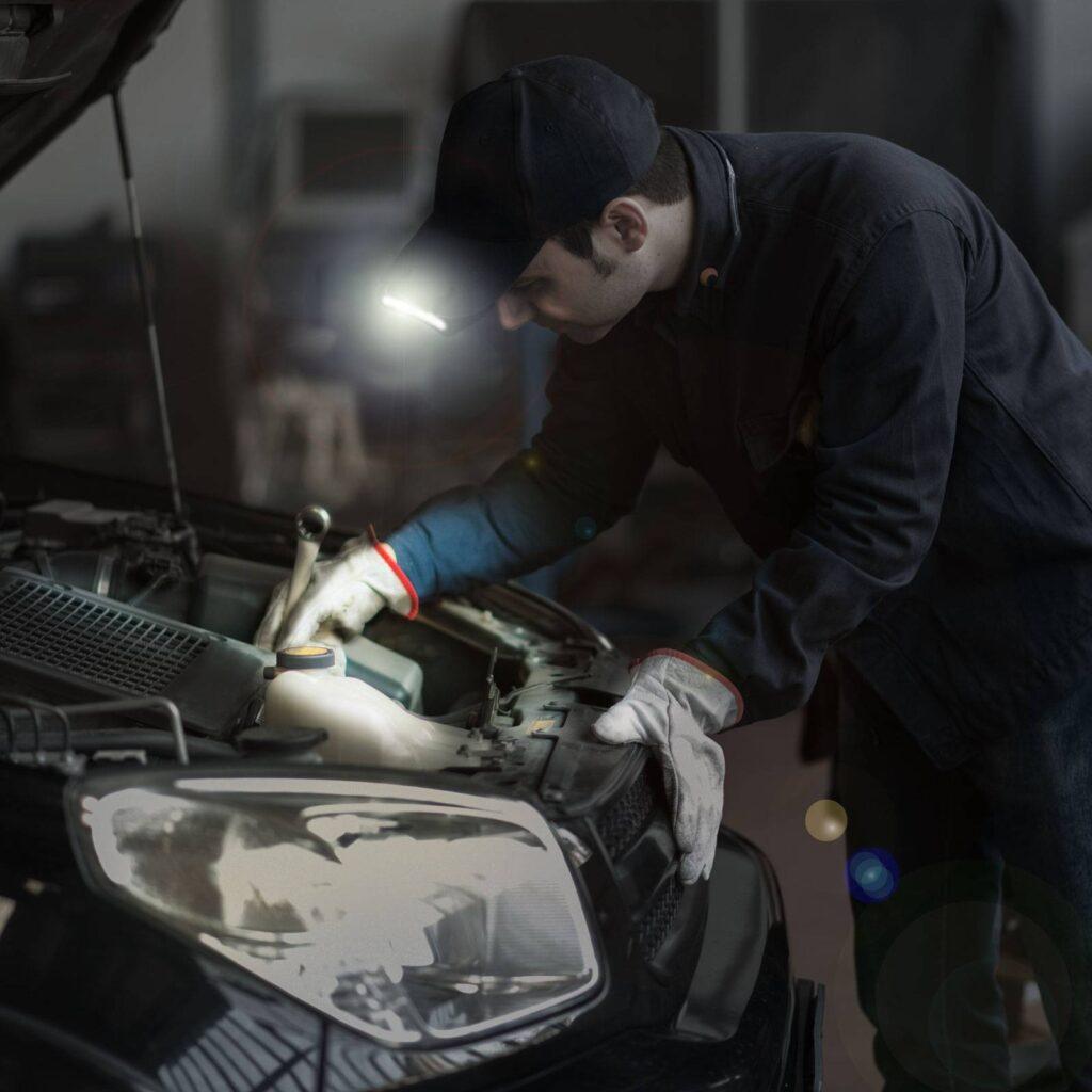 lampa lanterna de cozoroc pentru sapca tip baseball led 3w 200lm phenom 3