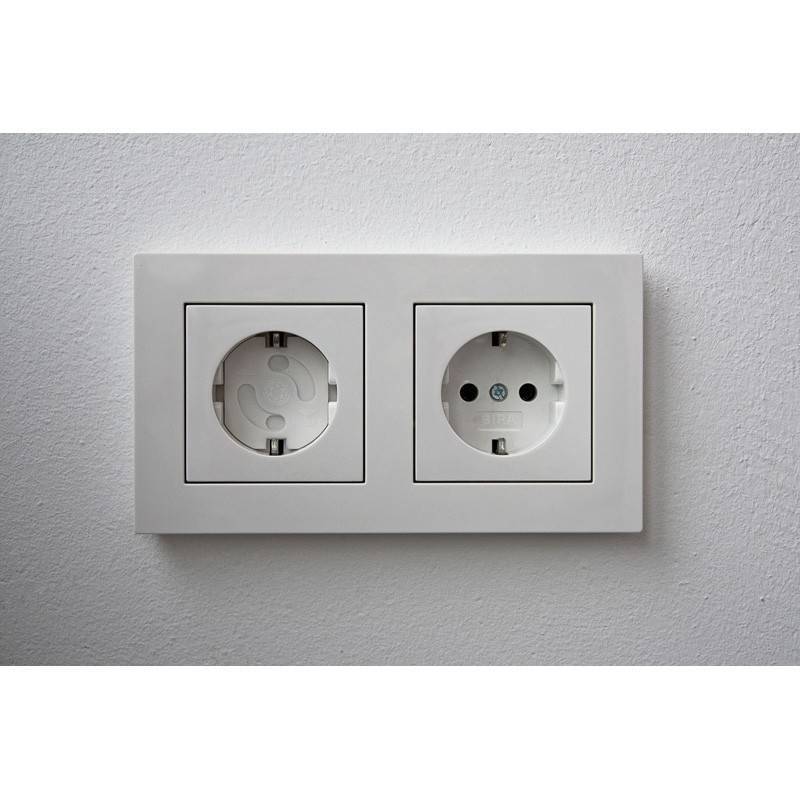 protectie prize 220v pentru protectie copii goobay 1