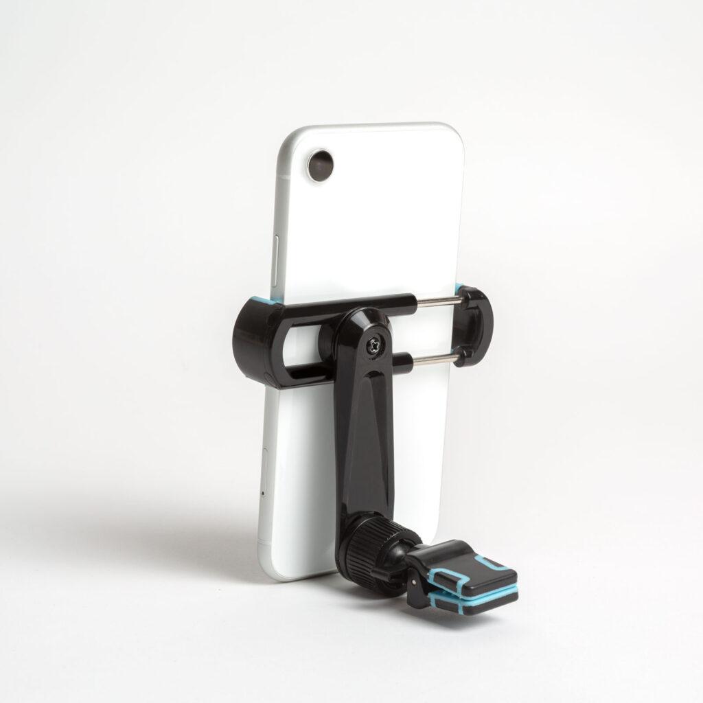 suport auto de telefon cu fixare in grilajul de aerisire negru mnc 3