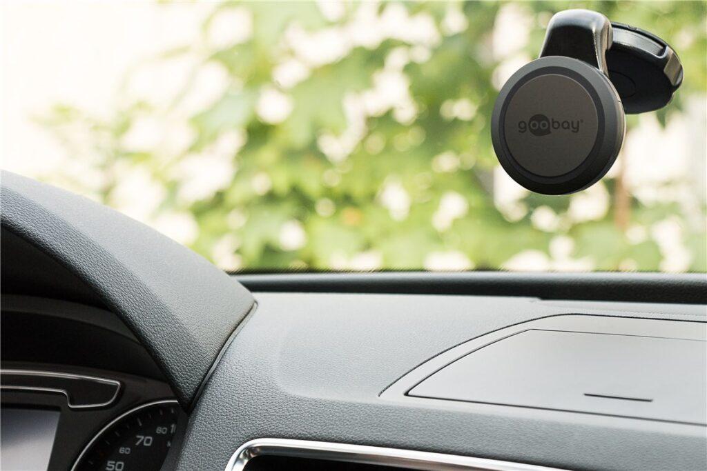 suport telefon magnetic cu ventuza pentru parbriz sau bordul auto goobay 6