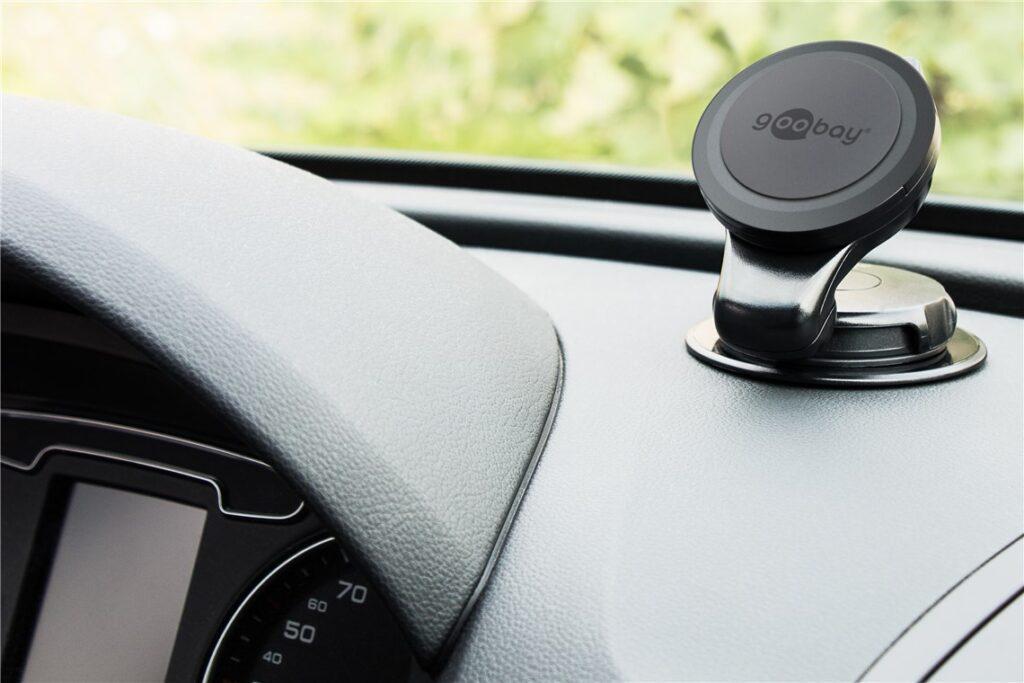 suport telefon magnetic cu ventuza pentru parbriz sau bordul auto goobay 8