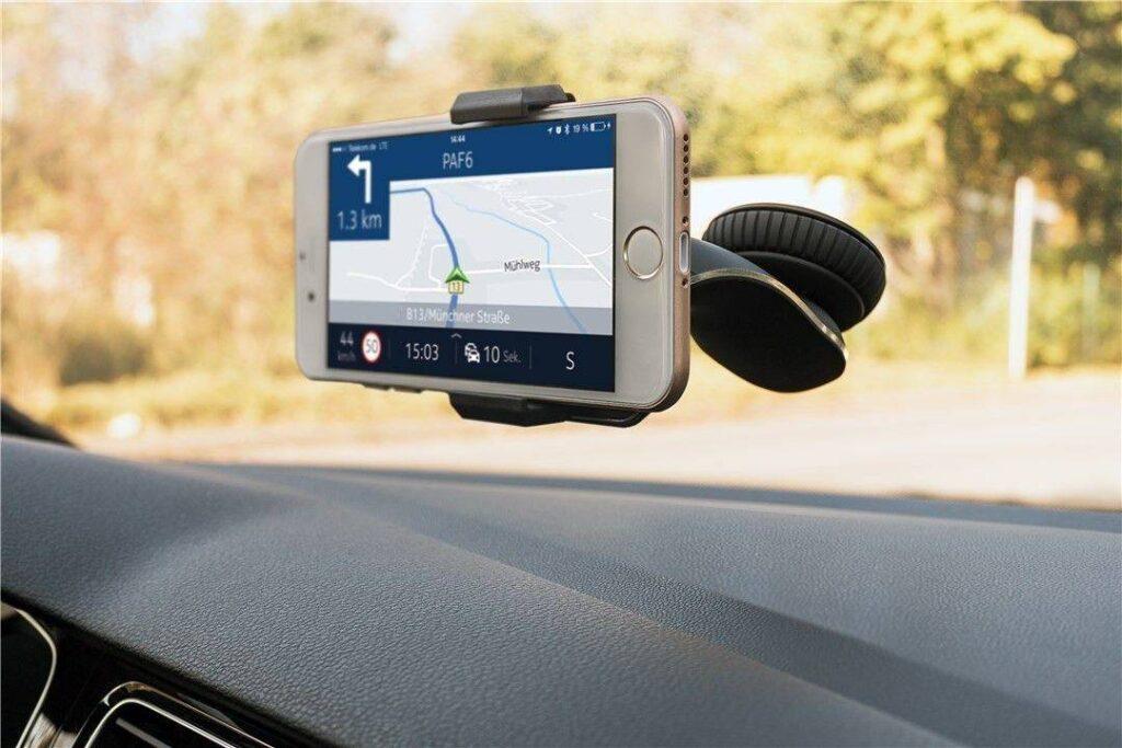 suport universal auto cu ventuza pentru smartphone goobay 3