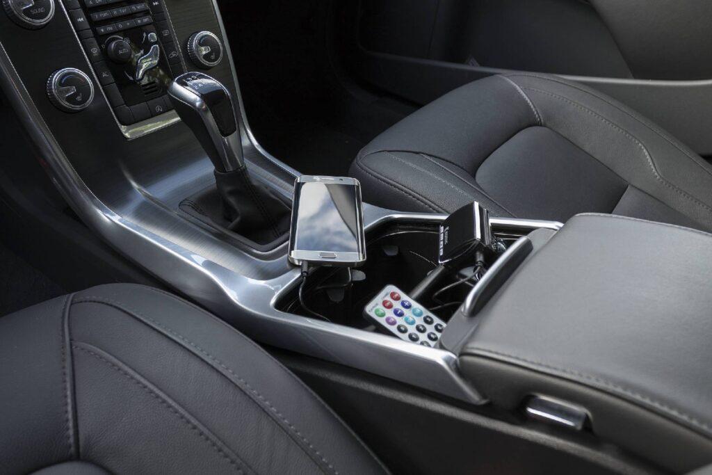 transmitator konig fm negru cu telecomanda 5