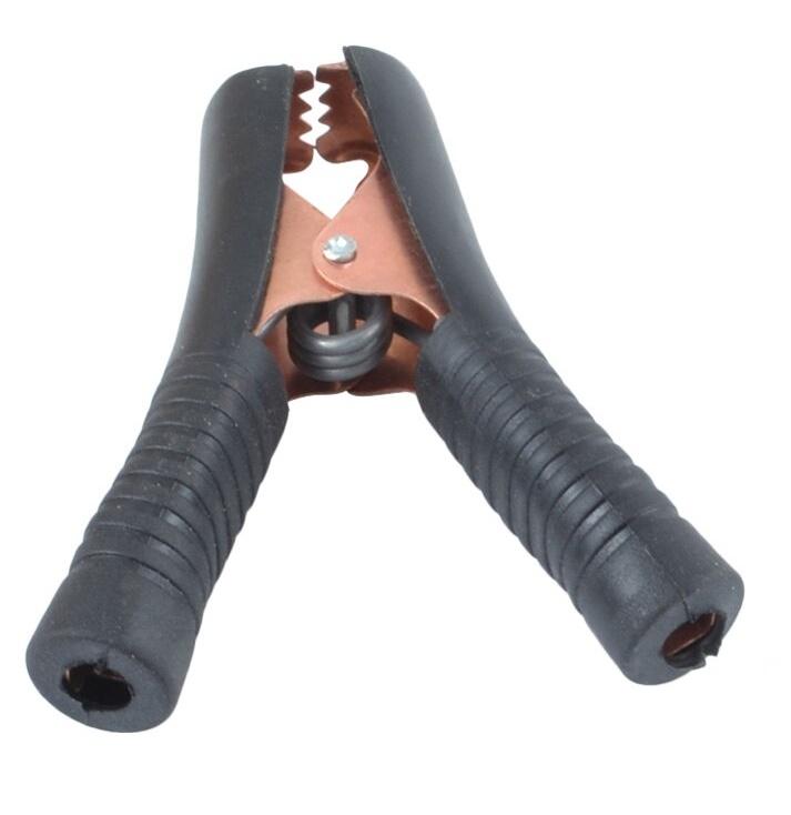 crocodil 90mm negru 100a izolat