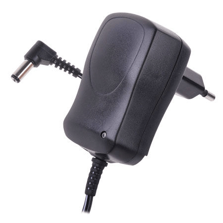 alimentator 12v 1a 21x55 marca kemot