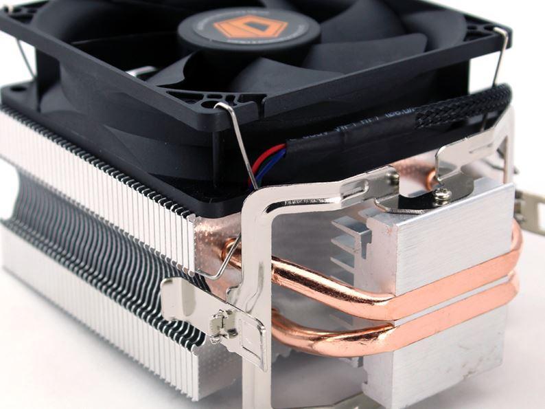 cooler procesor id cooling se 902x iluminare albastra 2