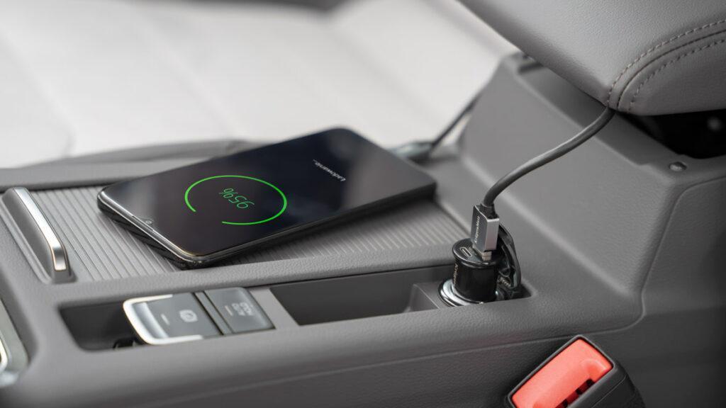 incarcator-auto-12-24vdc-bricheta-2x-usb-31a-qc-30-pd-20w-krugermatz