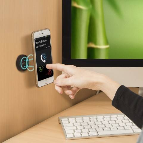 suport magnetic universal telefon sau navigatie m n c 2