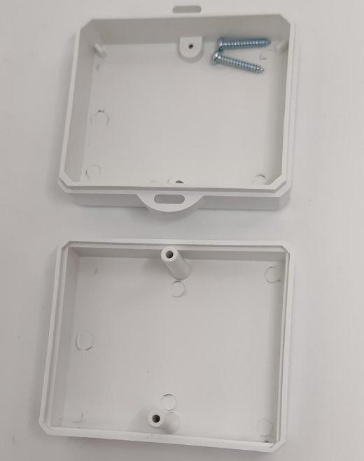 Carcasa universala X:50mm Y:58mm Z:26mm cu lame de fixare