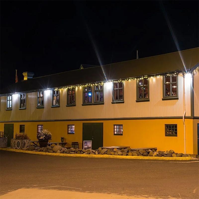 Reflector Led Smd 20w 6500k Alb Rece 1620lm Ip65 Alb V Tac Sku 215951