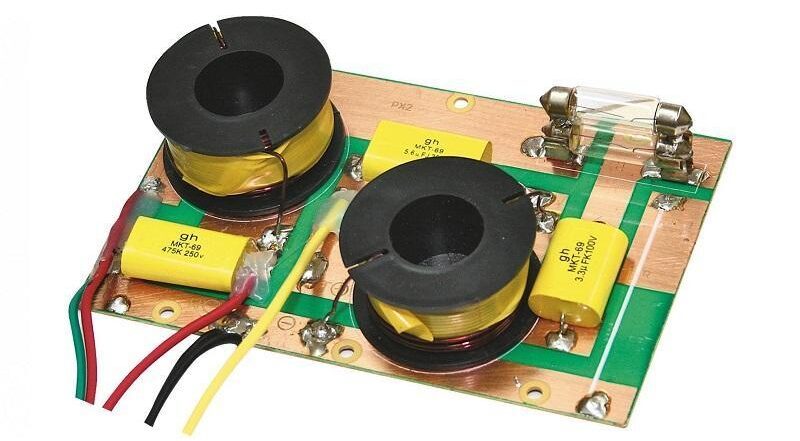 Filtru 2 cai 600W 150x28x95mm SAL