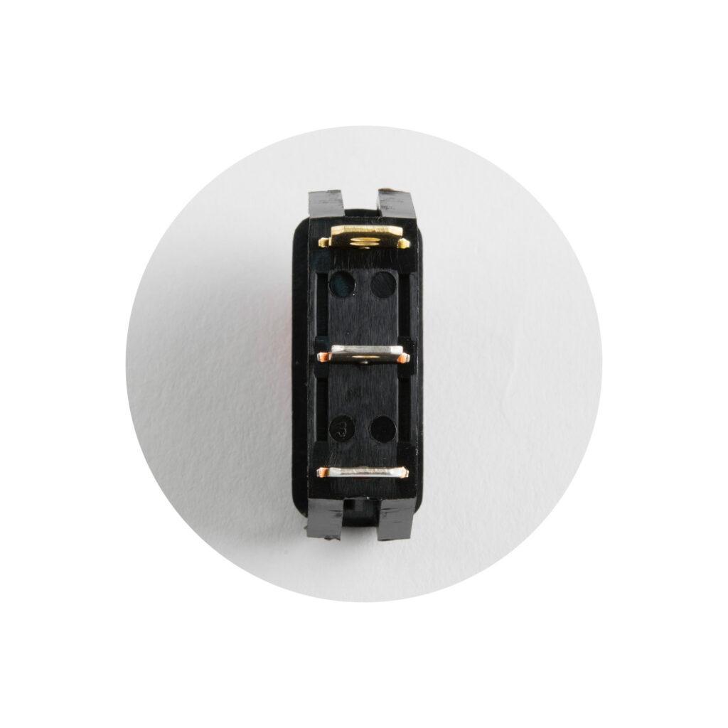 Comutator On Off Basculant Bec Verde 1 Circuit 2 Pozitii Incastrare 31x11mm 250v 10a Home