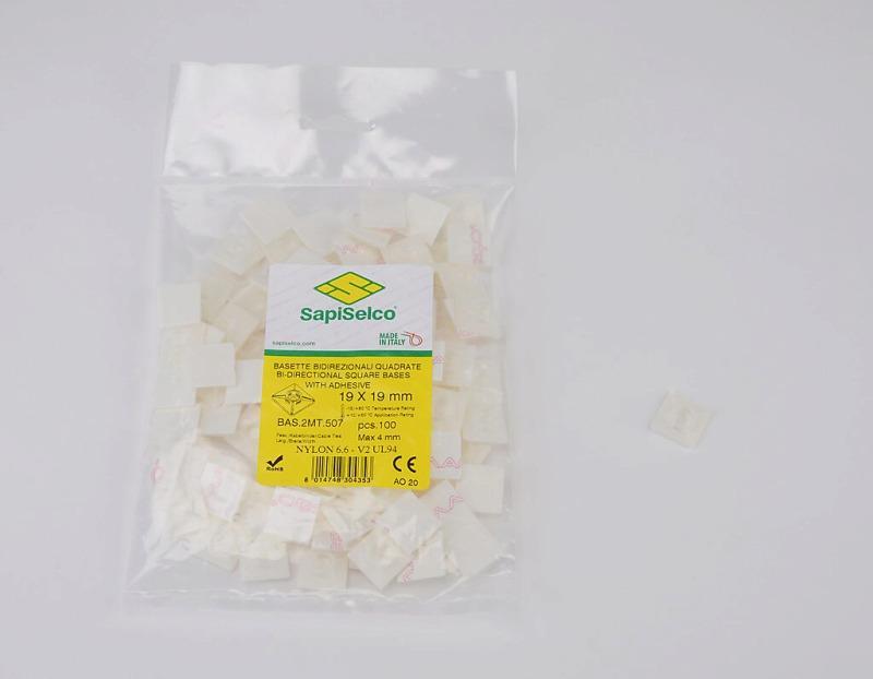 Set Suporti Cu Adeziv Patrat Mic 19x19mm Alb 100buc Bas2mt507 Sapiselco Italy