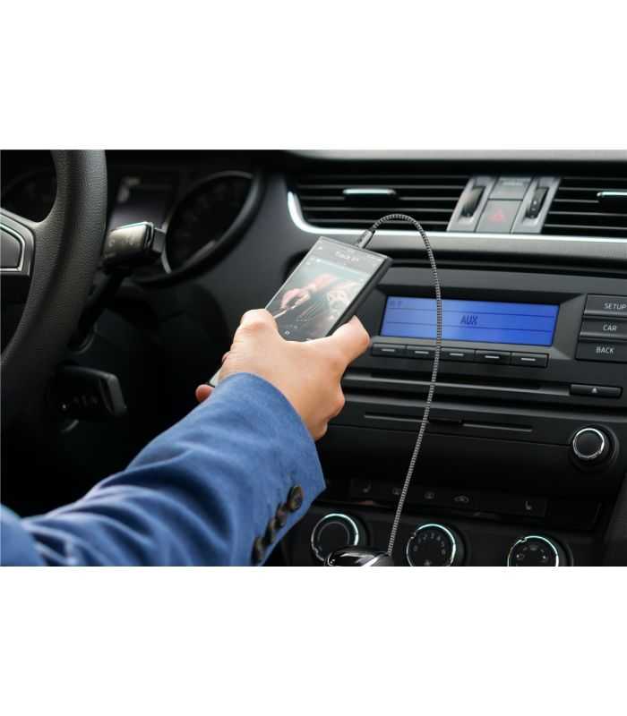Cablu Audio Stereo Aux Jack 35 Mm Tata Tata 05m Premium Extrem De Flexibil Textil Negru Goobay Plus 65272
