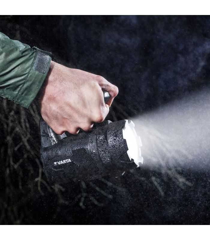 lanterna indestructibila led 6w 400lm 400m ip54 varta bl20 pro 18751 3