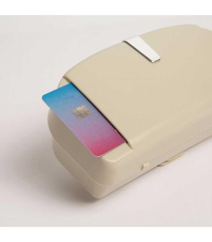 suport auto pentru ochelari si carduri autoadeziv bej m n c 3