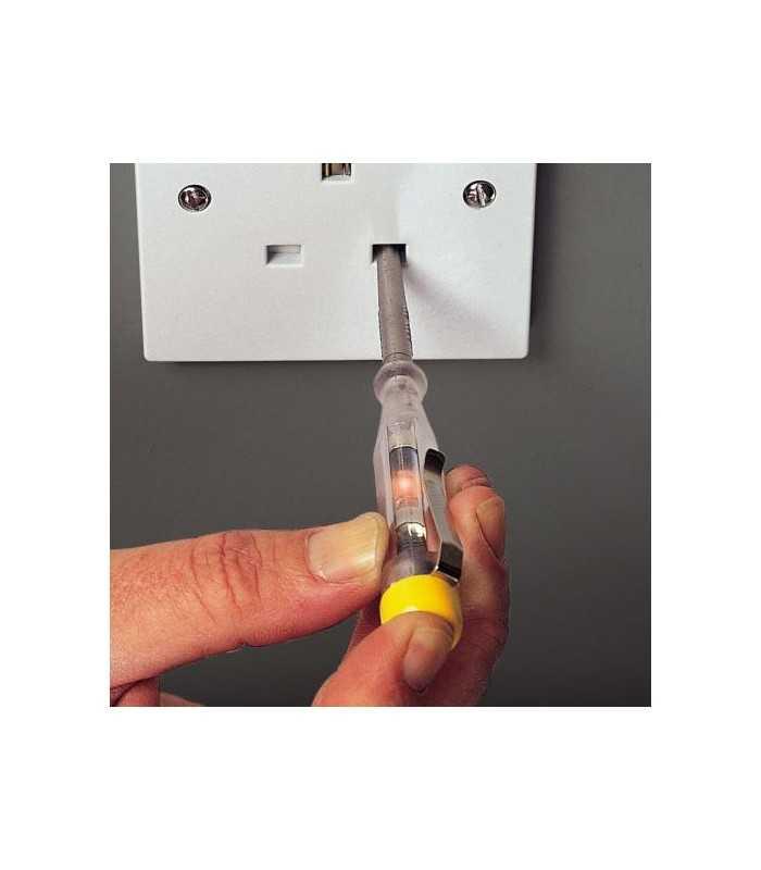 surubelnita tester de tensiune pentru circuite 220v 250v stht0 66121 stanley 1