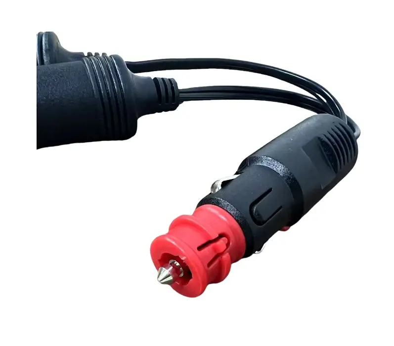 Splitter Bricheta Auto 2 Cai 8a 10cm Siguranta Fuzibila 16a Poate Fi Inlocuita